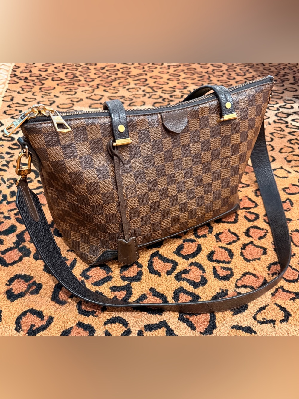 Louis Vuitton Authentic Hyde Park Damier Ebene Black and Brown Tote Bag